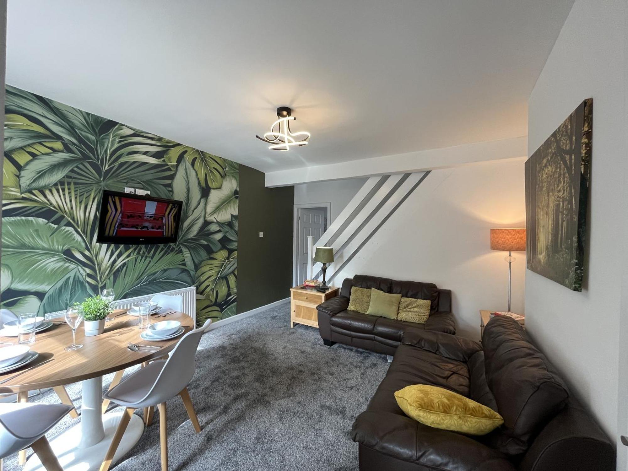 Modernised Central Wigan Townhouse Sleeps Up To 6 Esterno foto
